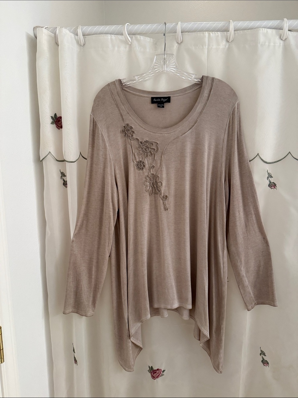 Charlie Paige Taupe Floral Appliqué Asymmetric Tunic